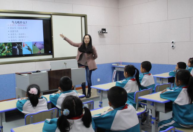 5岁小孩哥给植物学家上课