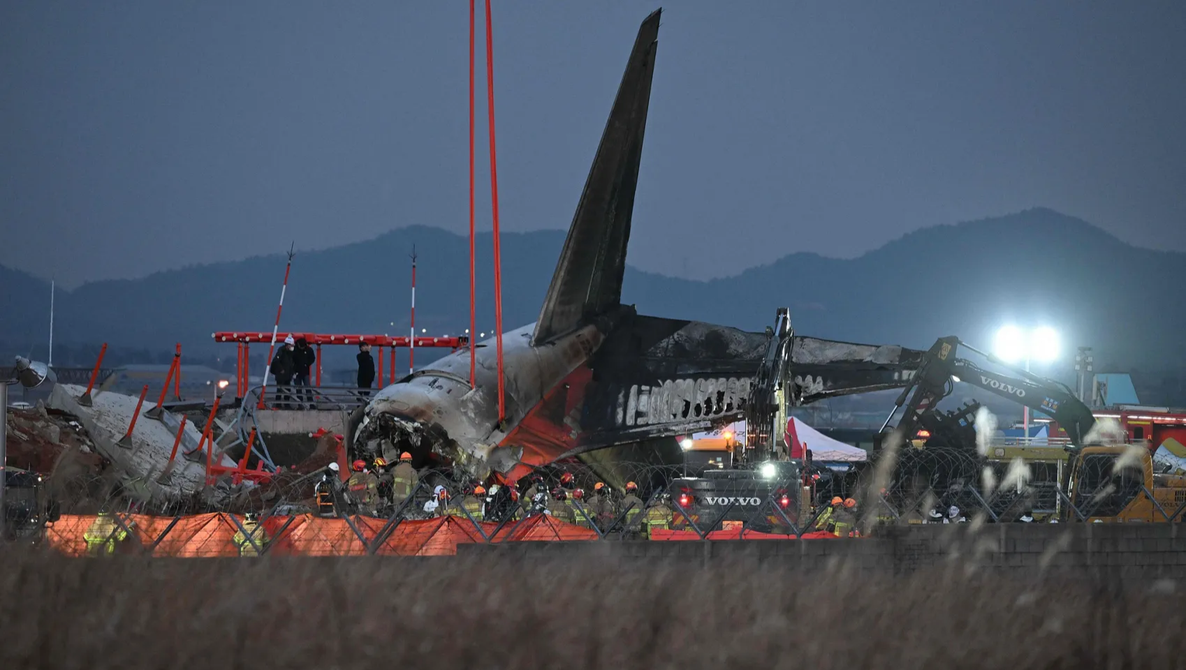 韩国客机爆炸179人遇难